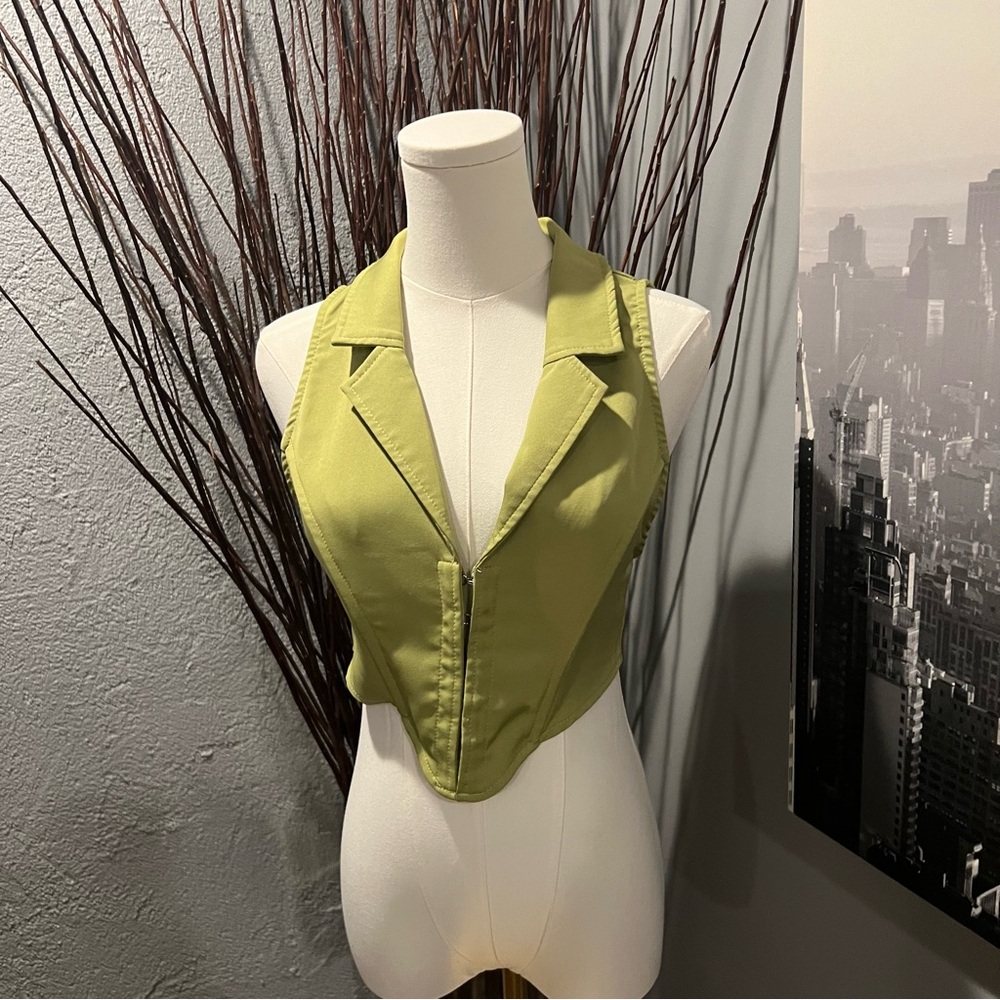 PrettyLittleThing Lime Green Cropped Vest Top